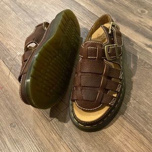 Dr Martens. Brand new shoes, never worn. Size 9. Leather.